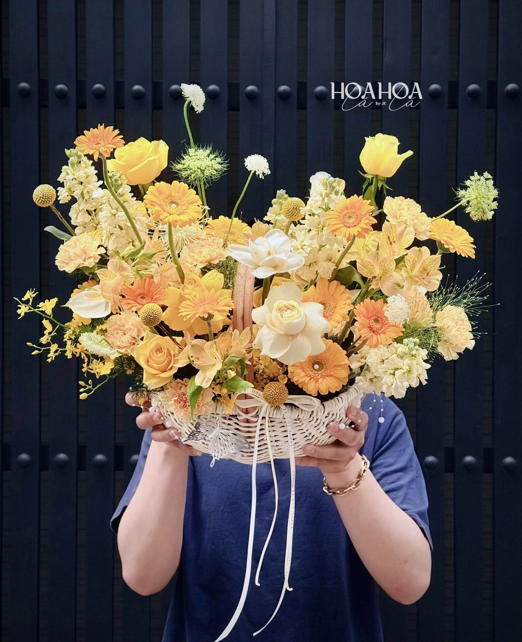 Giỏ hoa vàng Hoa Hoa Lá Lá