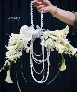 White Melody – Hoa Cưới Cao Cấp Phong Cách Cổ Điển | Hoa Hoa Lá Lá